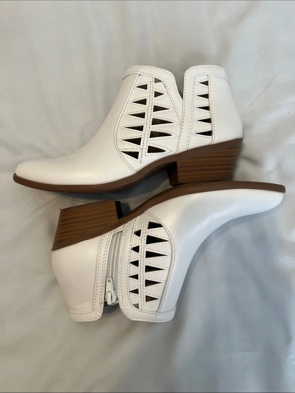 Soda sleek white